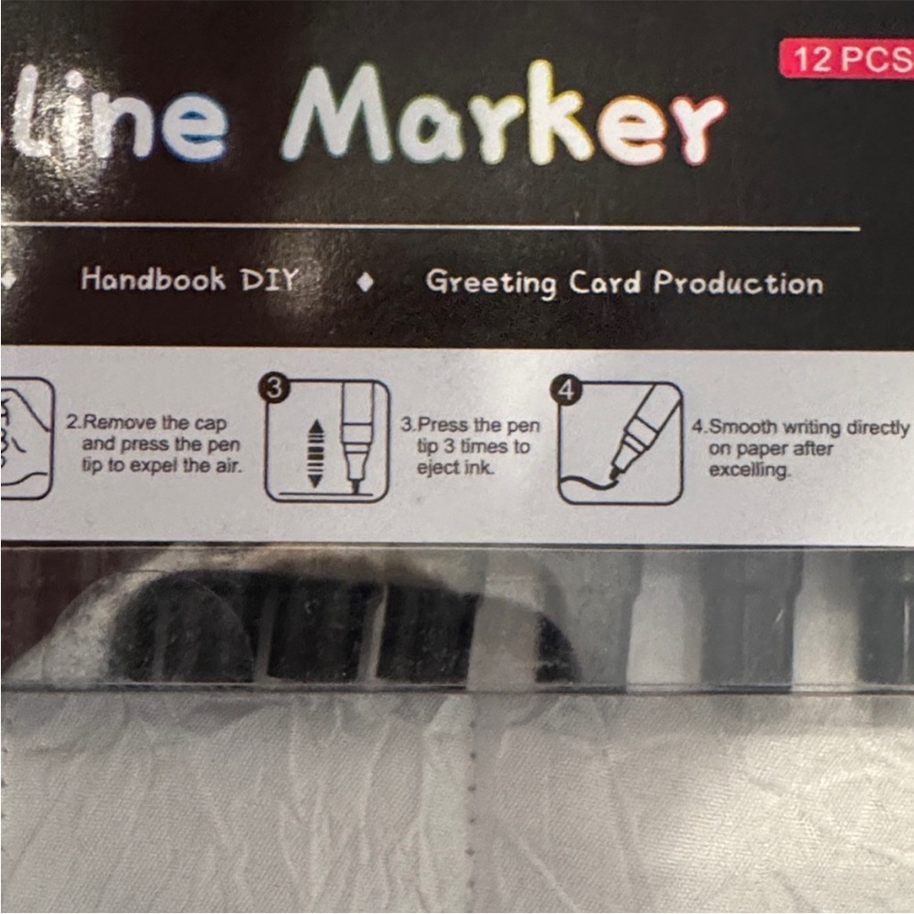 Outline Marker 12-Pack - Multicolor Metallic & Pastel Set - Picture 4 of 6